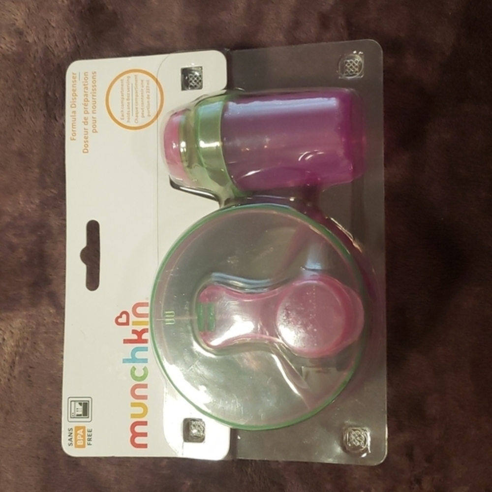 Formula‎ dispenser set